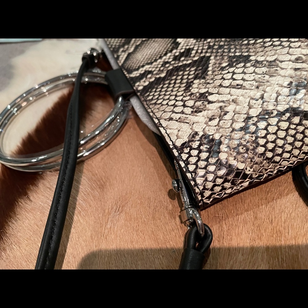Le Pouch-python - Picture 3 of 5